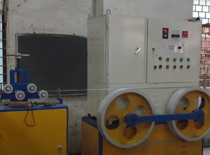 安裝在廣東富華電纜有限公司 高速鋁銅線合股機GLTH500型一套生產(chǎn)現(xiàn)場